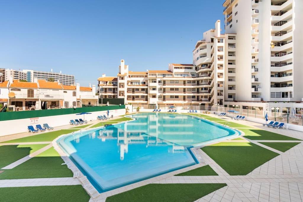Aqua Magna Apartment Albufeira Exterior photo